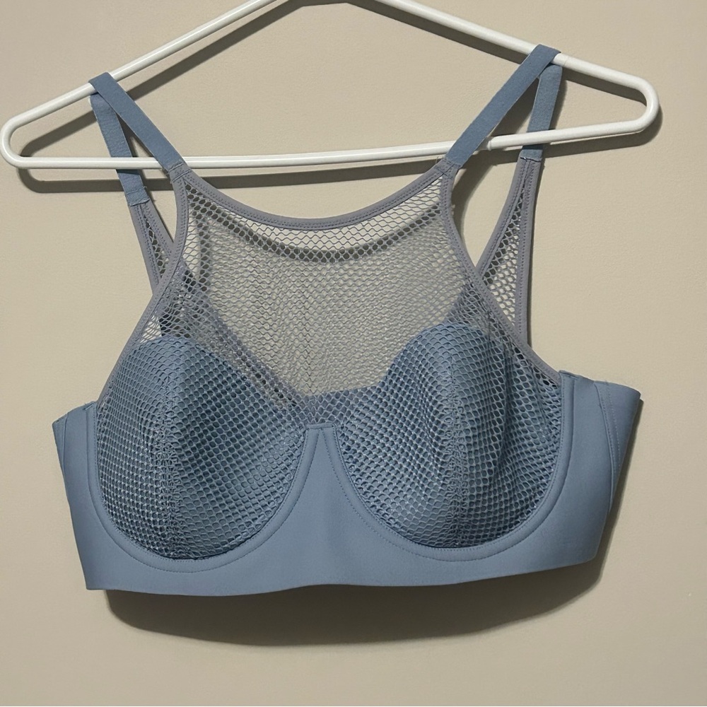 DKNY Blue Underwired Bra with Mesh 32C Approx